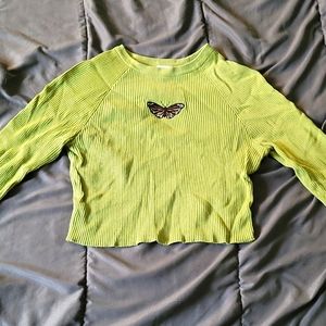 3/20$ Green Cropped Butterfly shirt